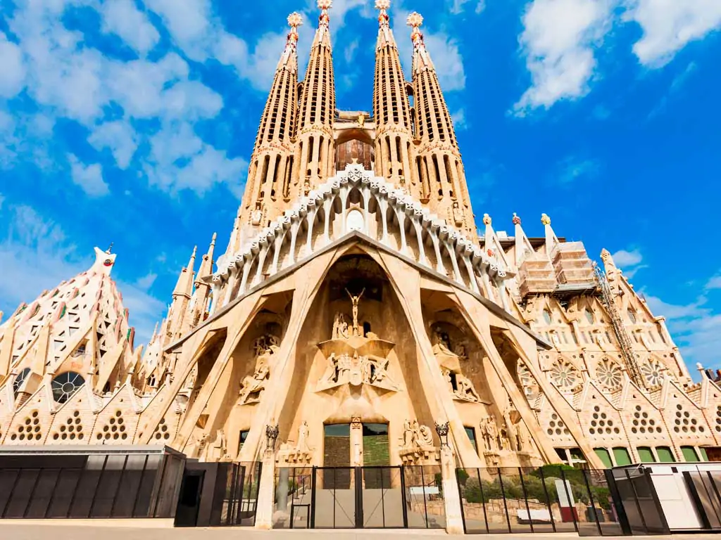 La Sagrada Familia volverá a abrir sus puertas