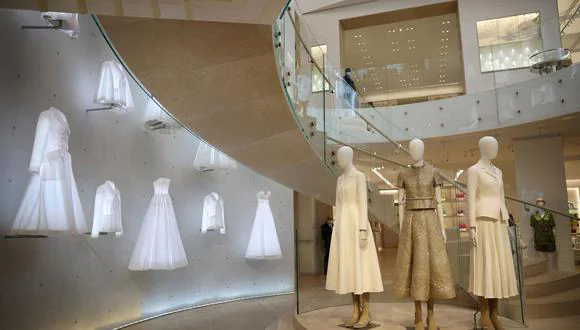 Dior inaugura en París el mayor museo de la moda