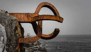 El legado de Chillida y Oteiza «se abraza» por primera vez en su tierra