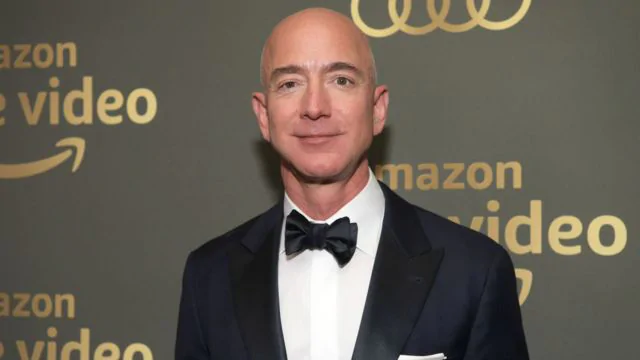 Jeff Bezos compra una mansión a sus padres por 34 millones de dólares en Miami